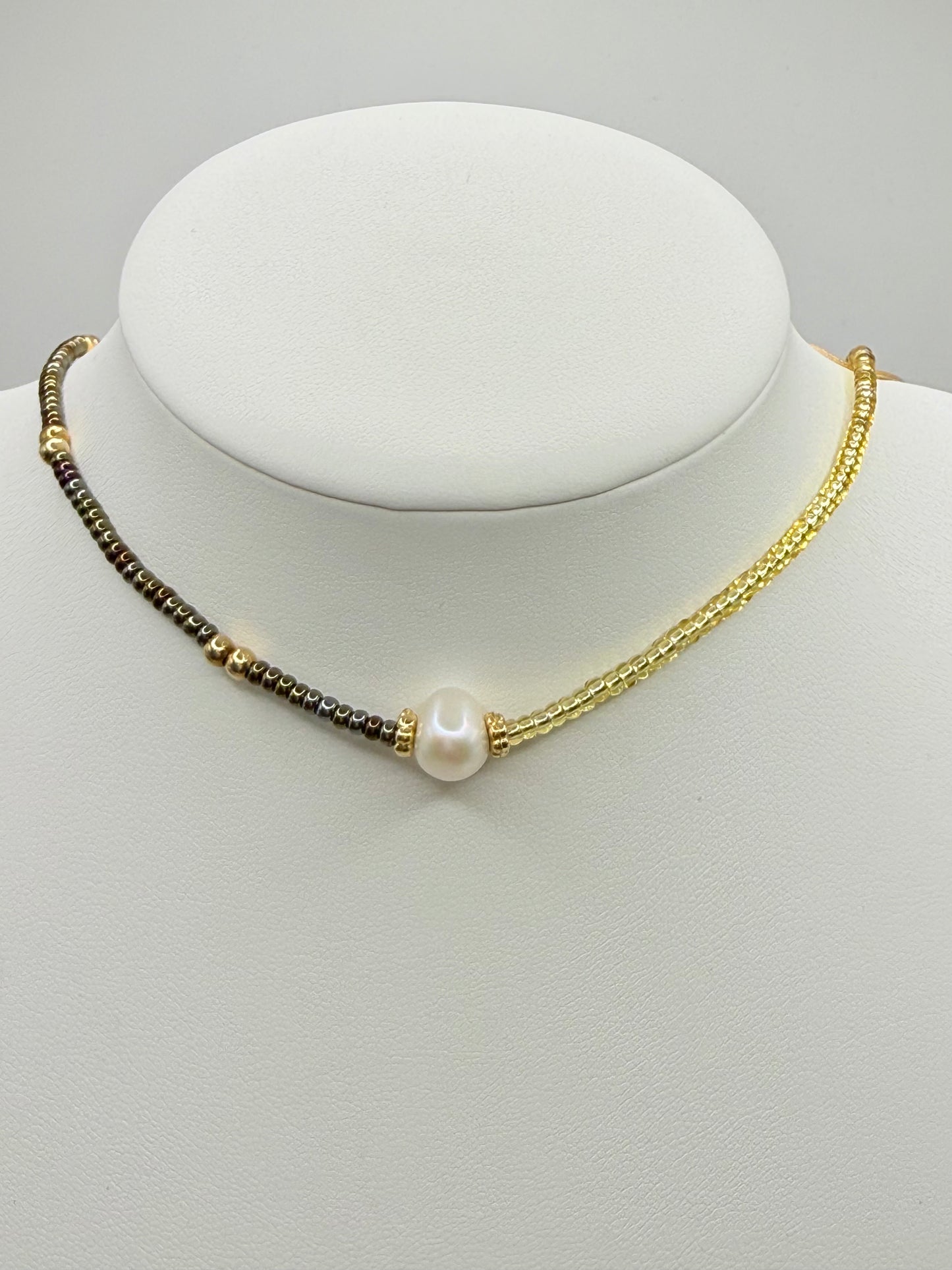 Choker Mimosa Pearl