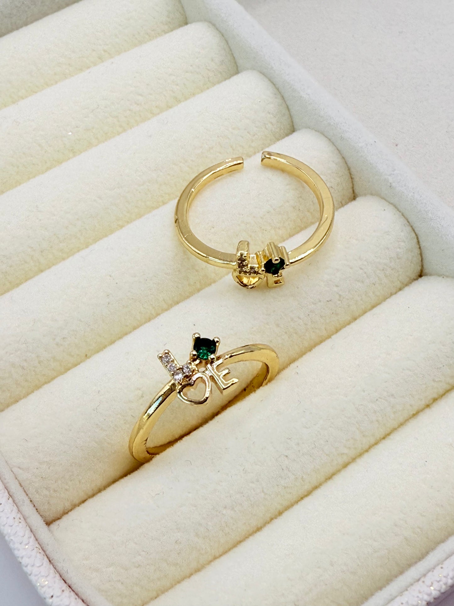 Love Emerald Ring (R008)