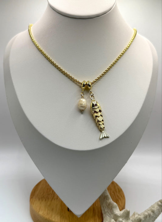 Necklace River Fish  (C009)
