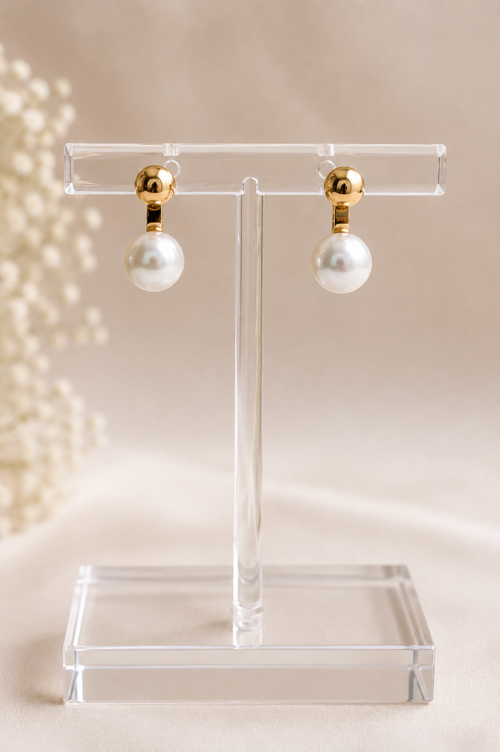 Pearl and Gold Stud
