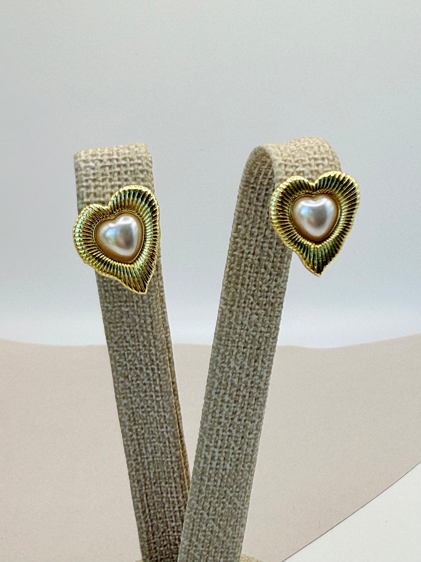 Earrings Heart Pearl (A017)