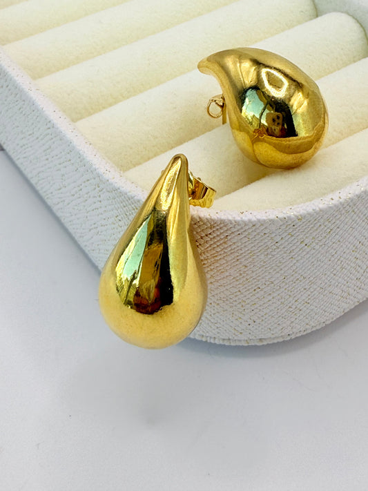 Earrings Medium Drop (A023)