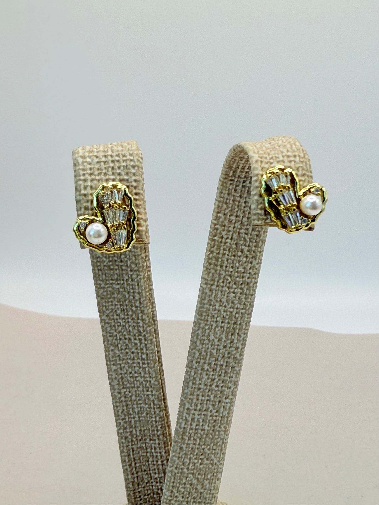 Earring Zircon Heart (A020)