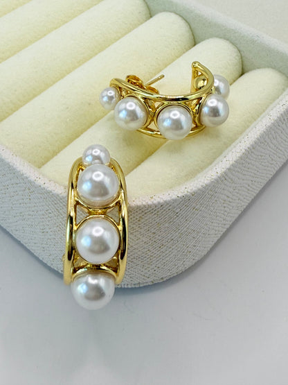 Earring Pearl Hoop (A022)