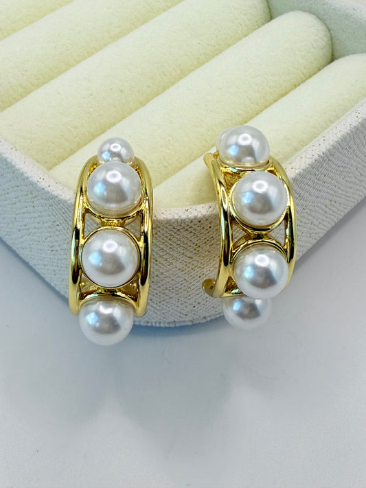 Earring Pearl Hoop (A022)