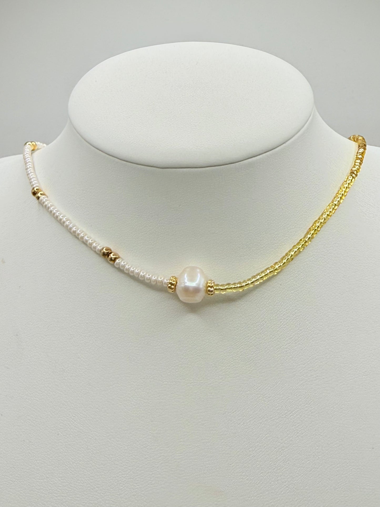 Choker Mimosa Pearl