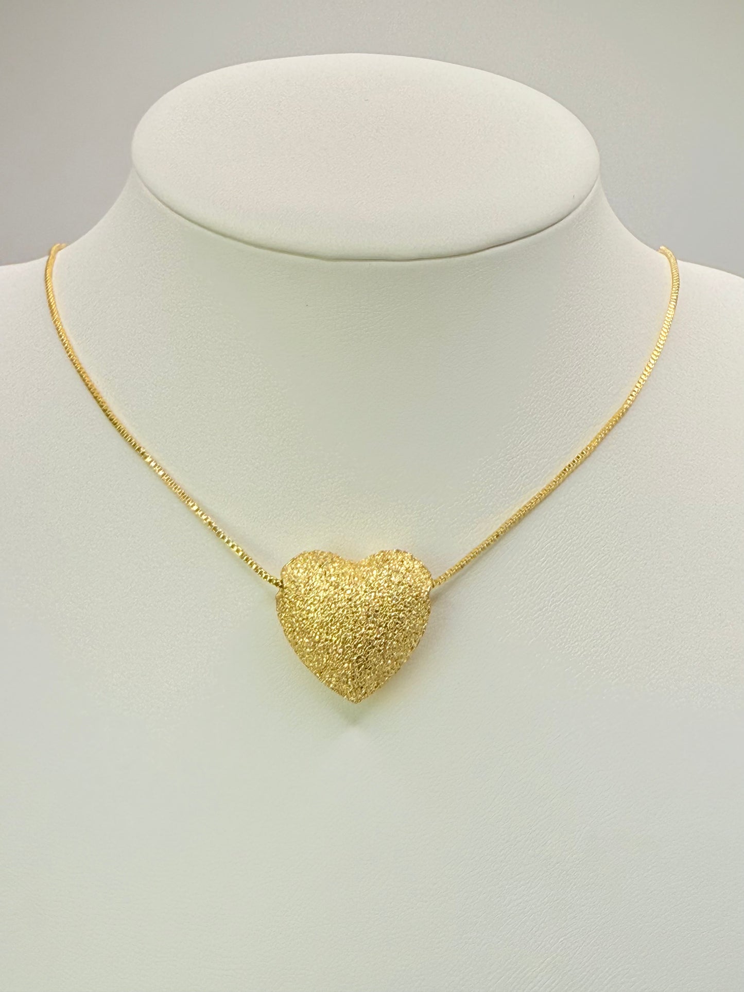 Necklace Golden Heart (C017)