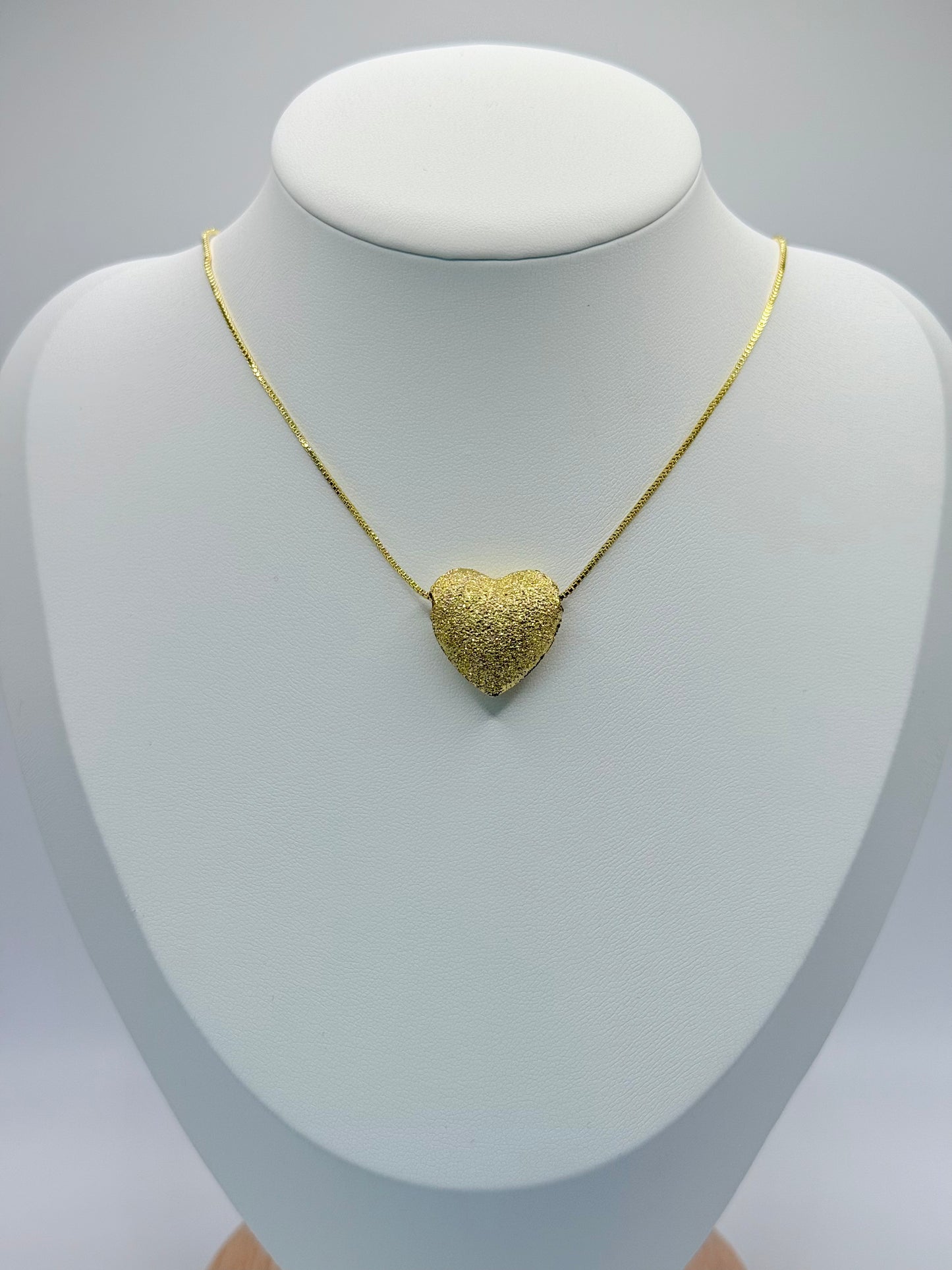 Necklace Golden Heart (C017)
