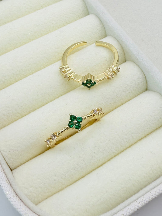 Emerald Flower Ring (R009)
