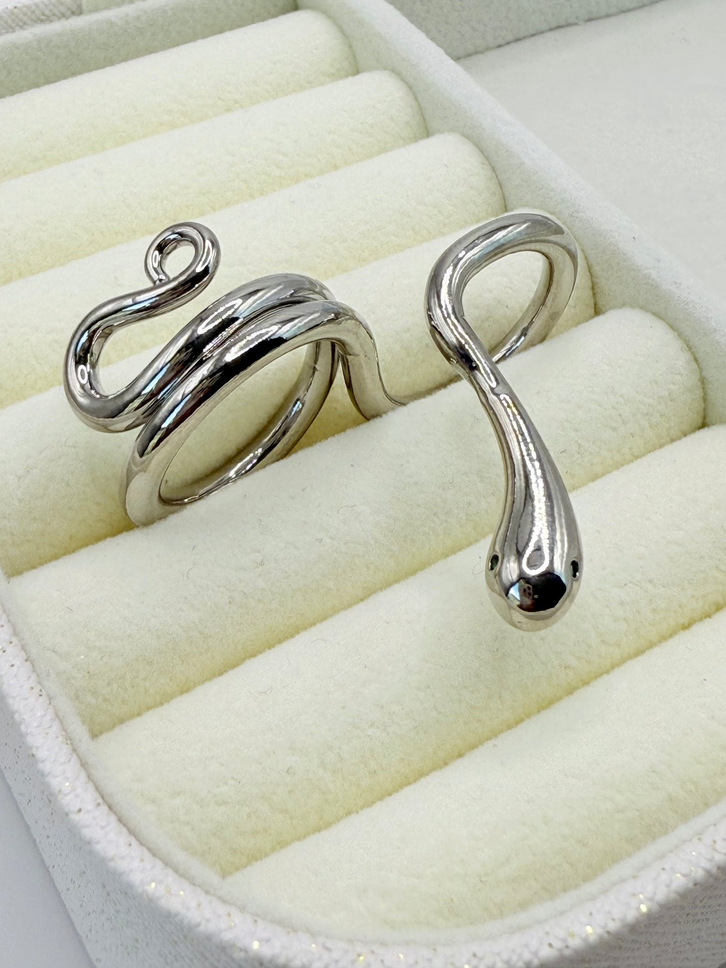 Double Snake Ring (R012)